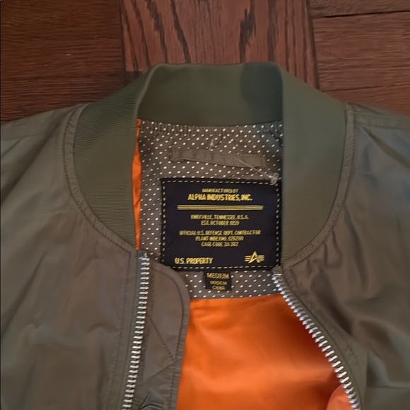 Alpha Industries Green and Orange Bomber Jacket - Picture 2 of 4
